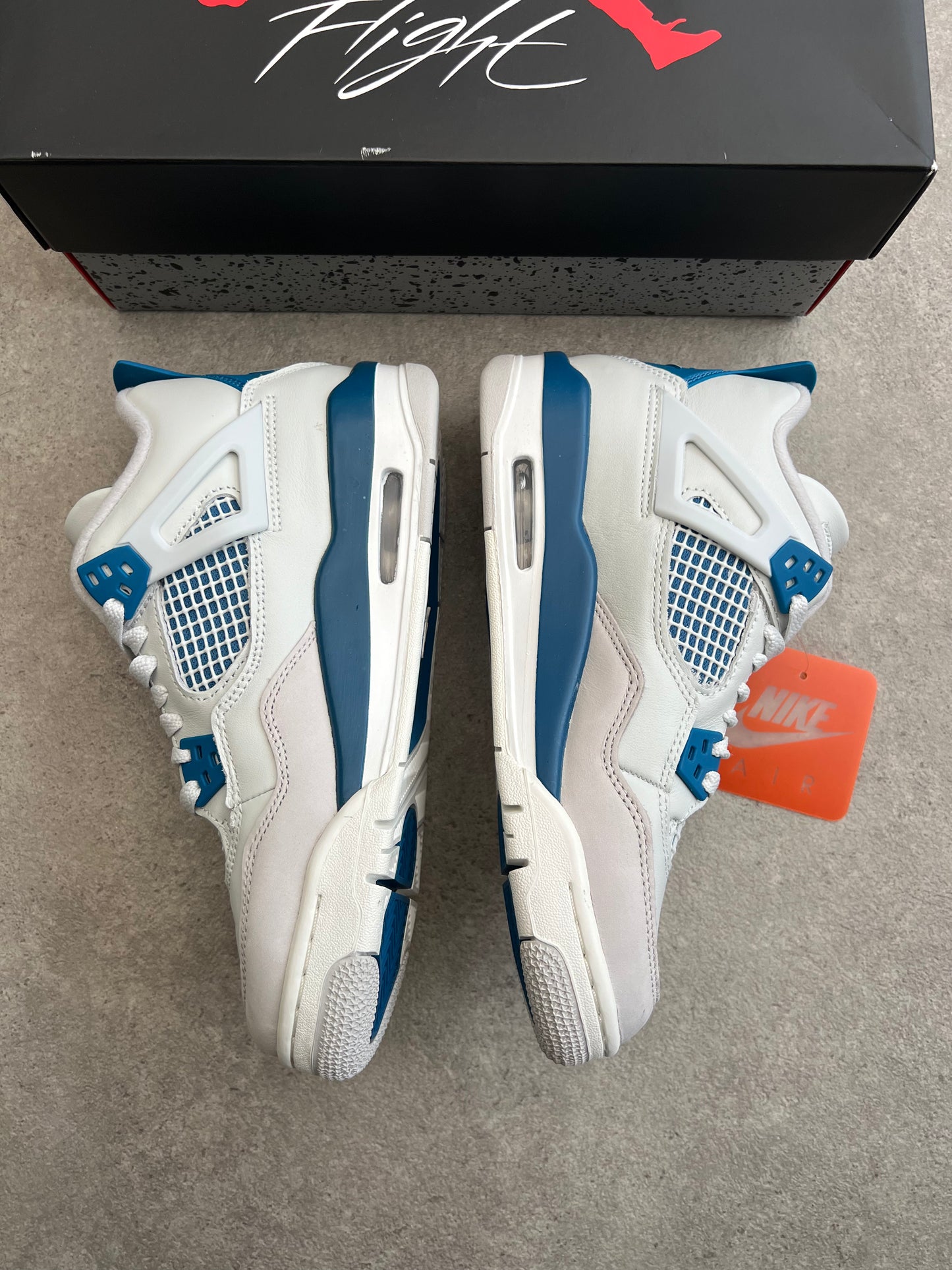 Jordan 4 Military Blue (2024, GS)