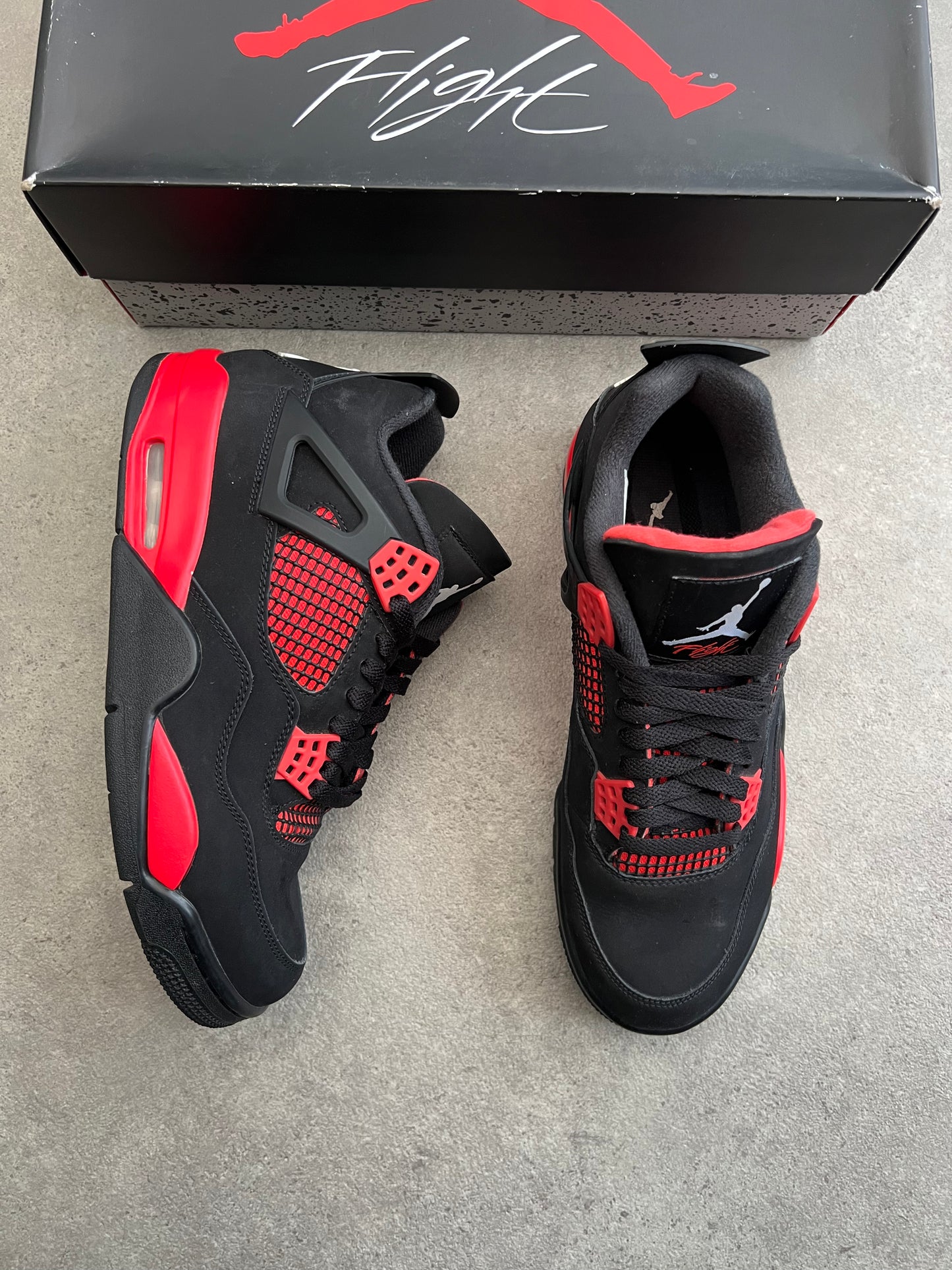 Jordan 4 Red Thunder (Pre-Loved)