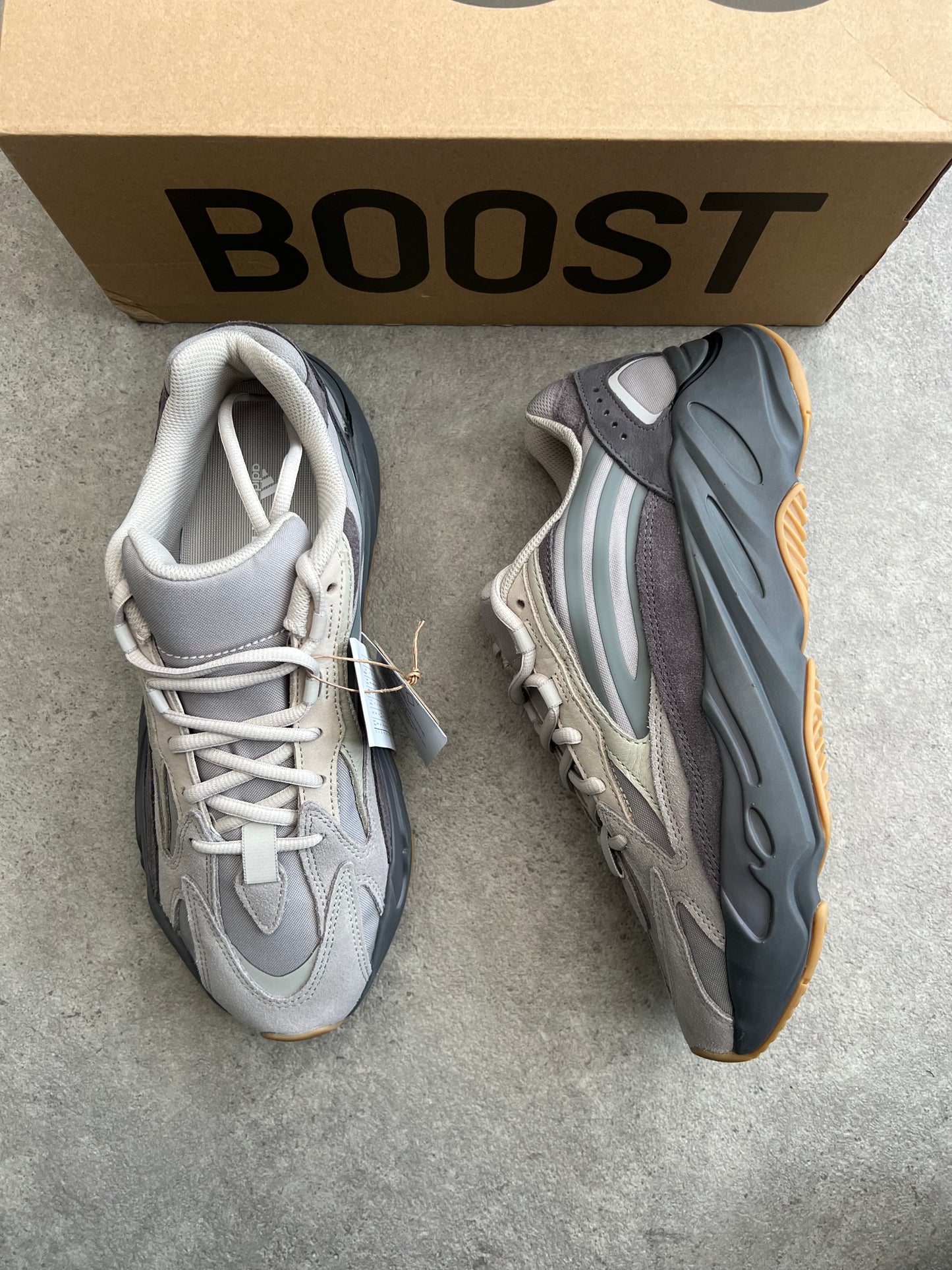 Yeezy 700 V2 Tephra