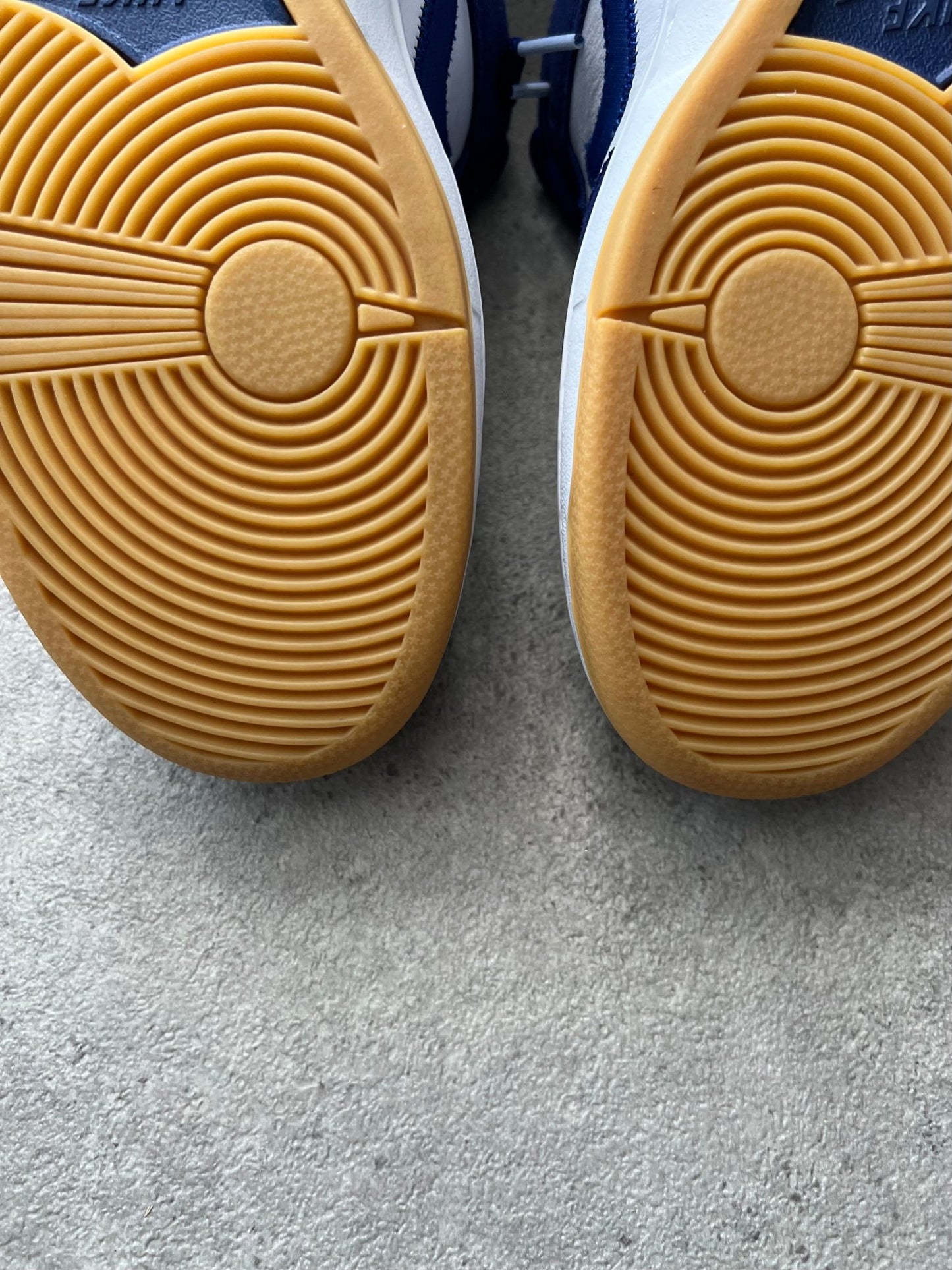 Dunk Low SB Los Angeles Dodgers - Heat Providers