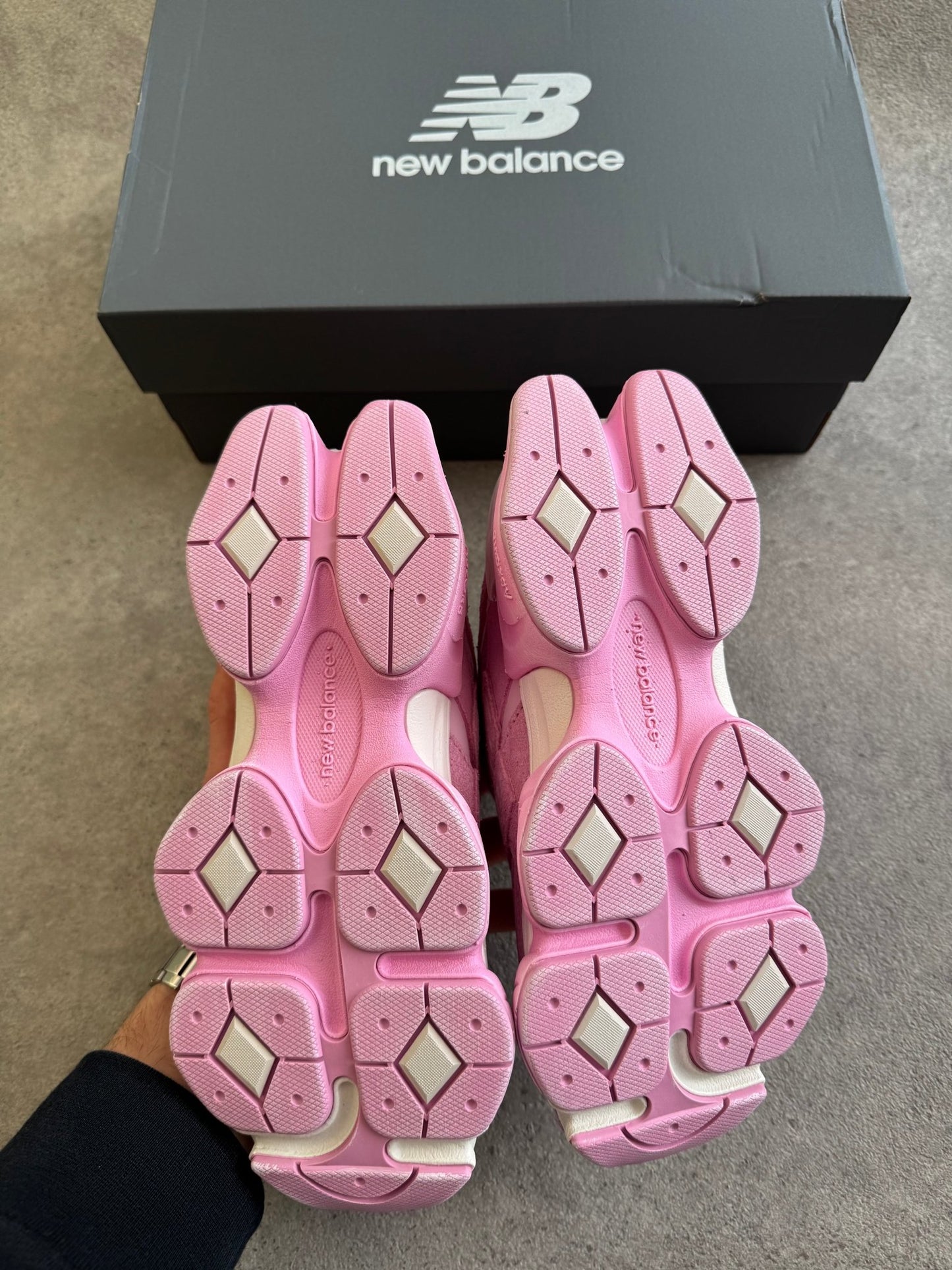 New Balance - New Balance 9060 ASOS Exclusive Pink Overdye - Heat Providers