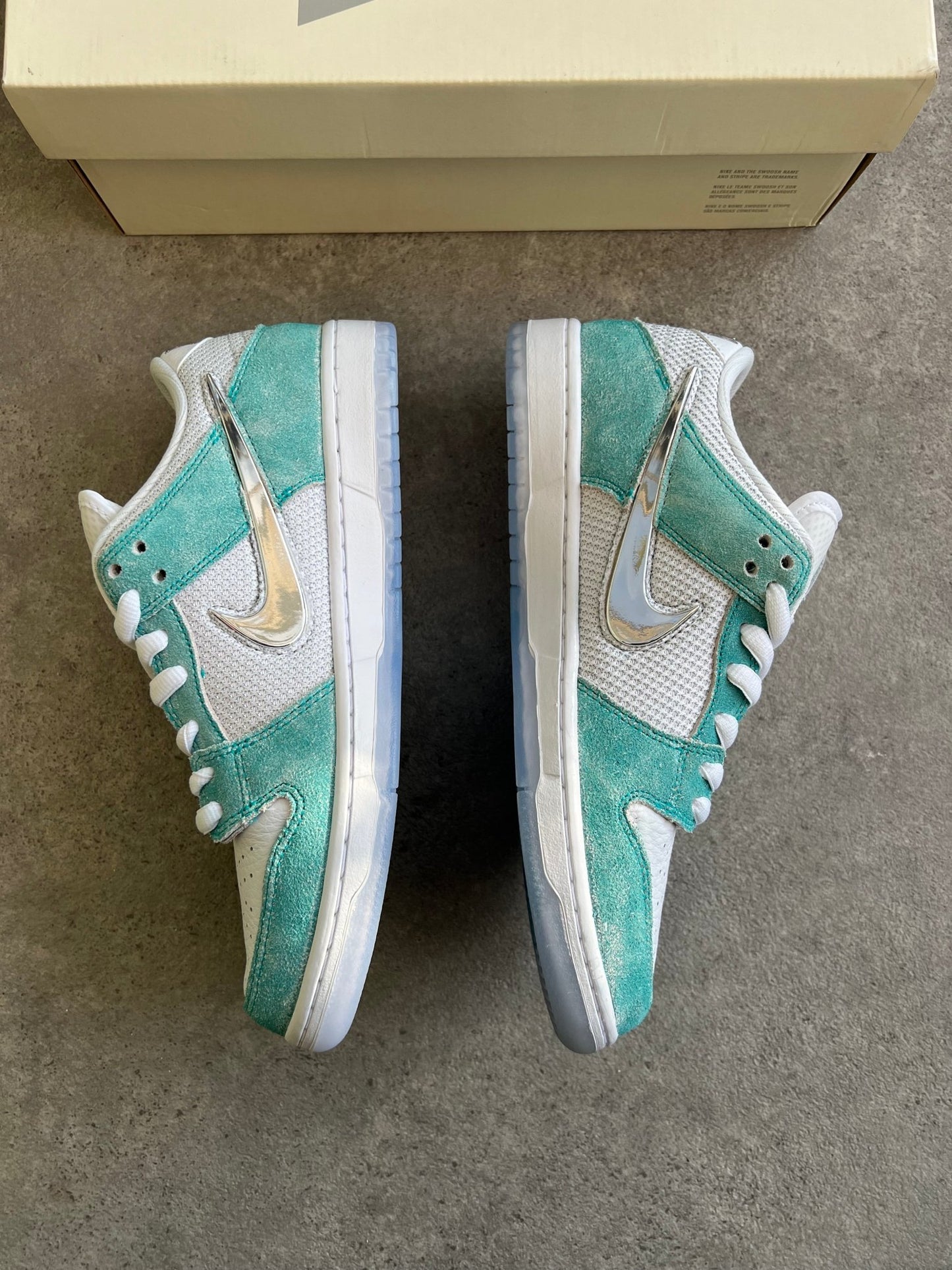 Nike - Dunk Low SB April Skateboards - Heat Providers