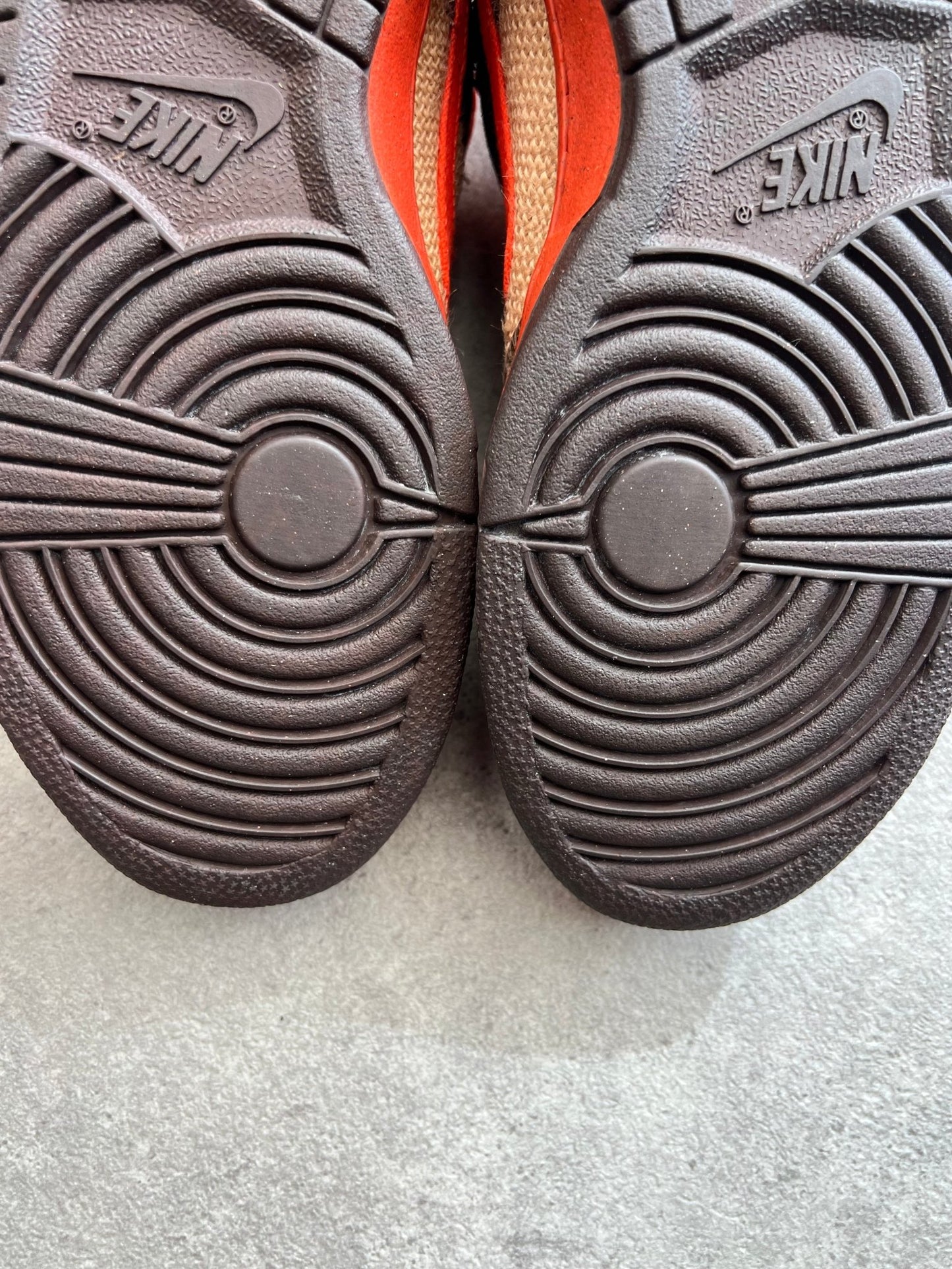 Nike - Dunk Low SB Reese Forbes Hunter (2004) - Heat Providers