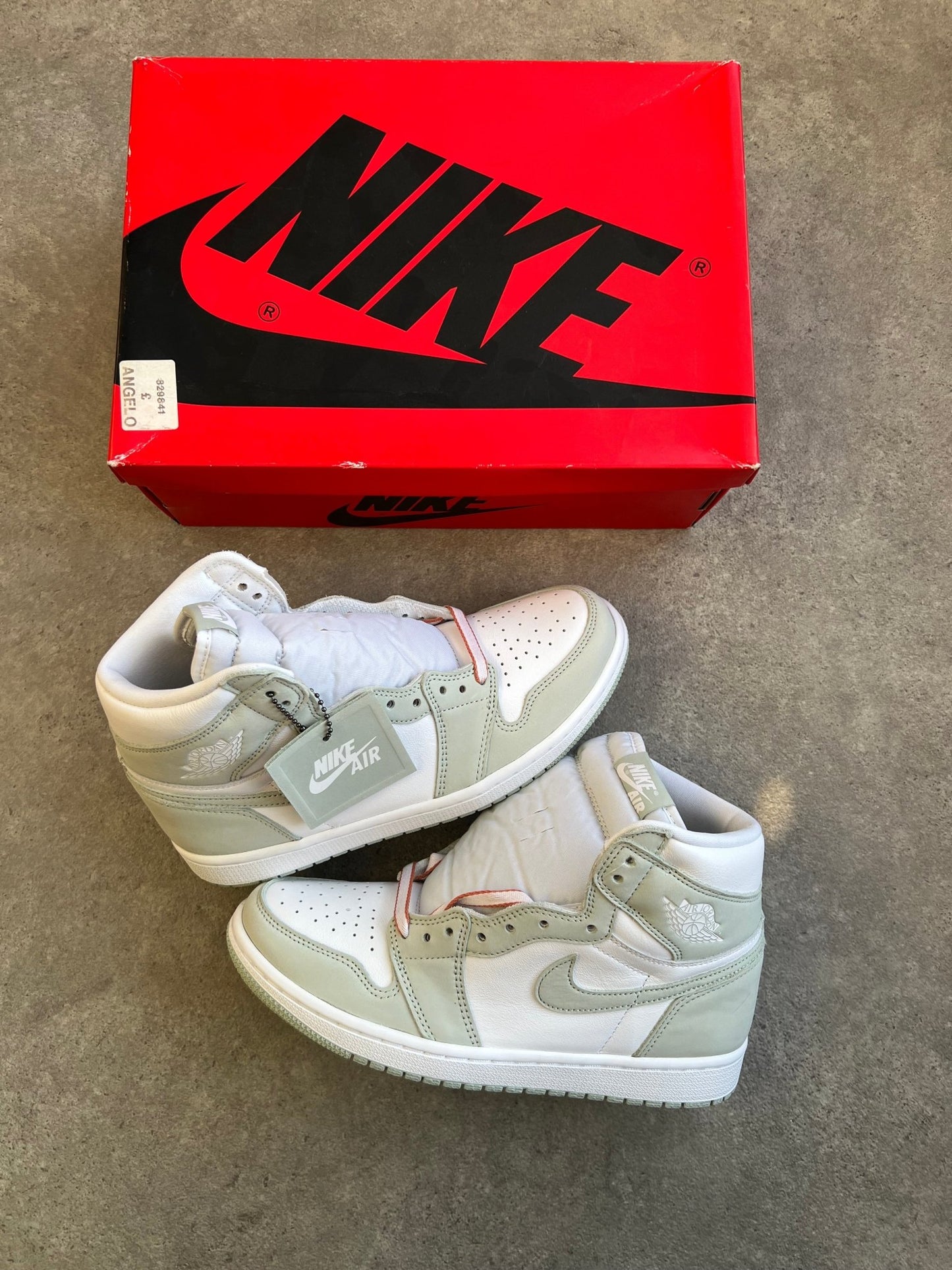 Nike - Jordan 1 High Seafoam (W) - Heat Providers