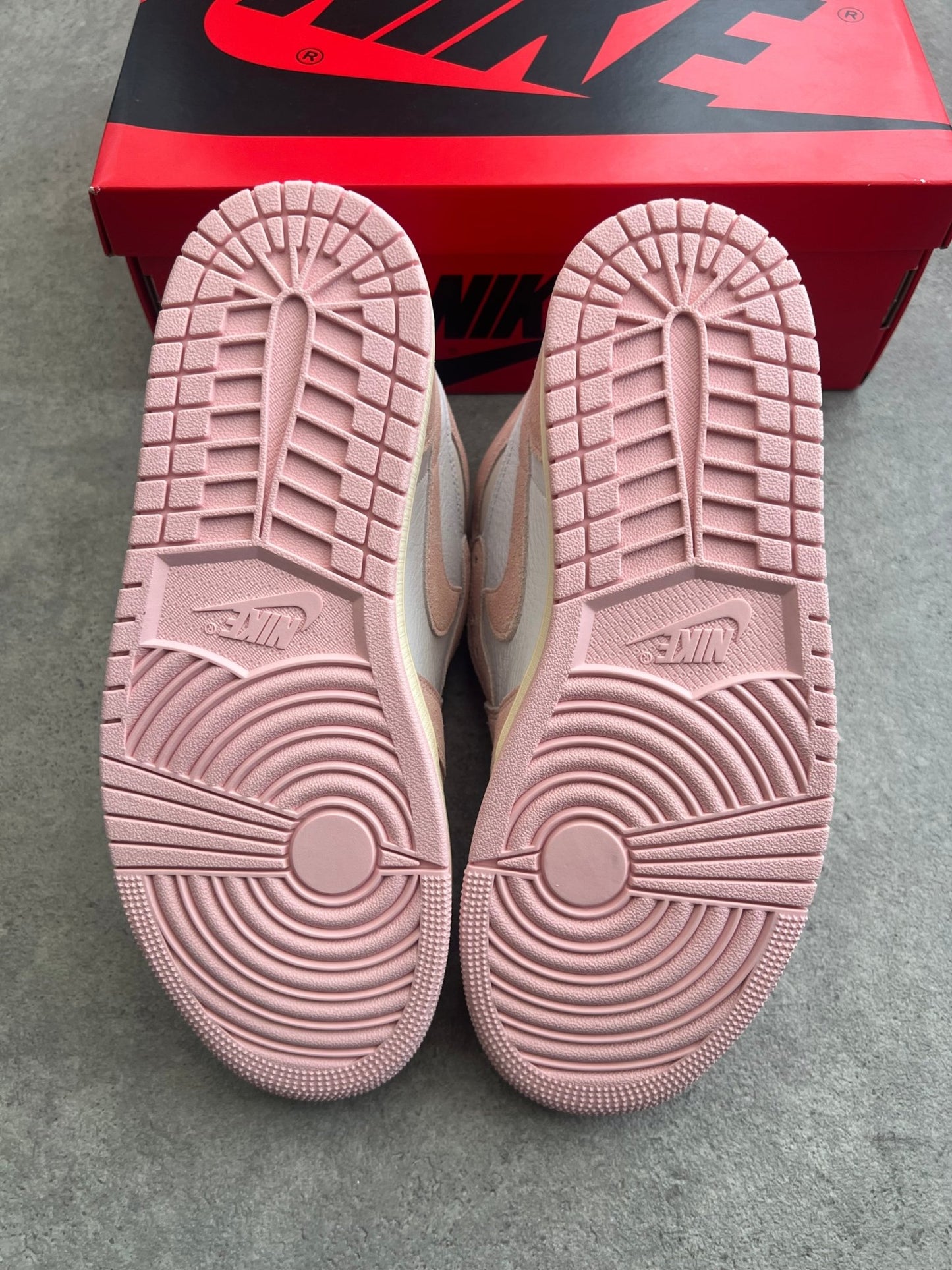 Nike - Jordan 1 High Washed Pink (W) - Heat Providers