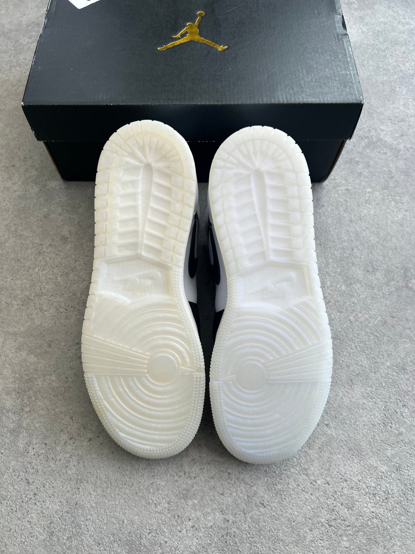 Nike - Jordan 1 Mid Diamond Shorts GS (Pre - loved) - Heat Providers