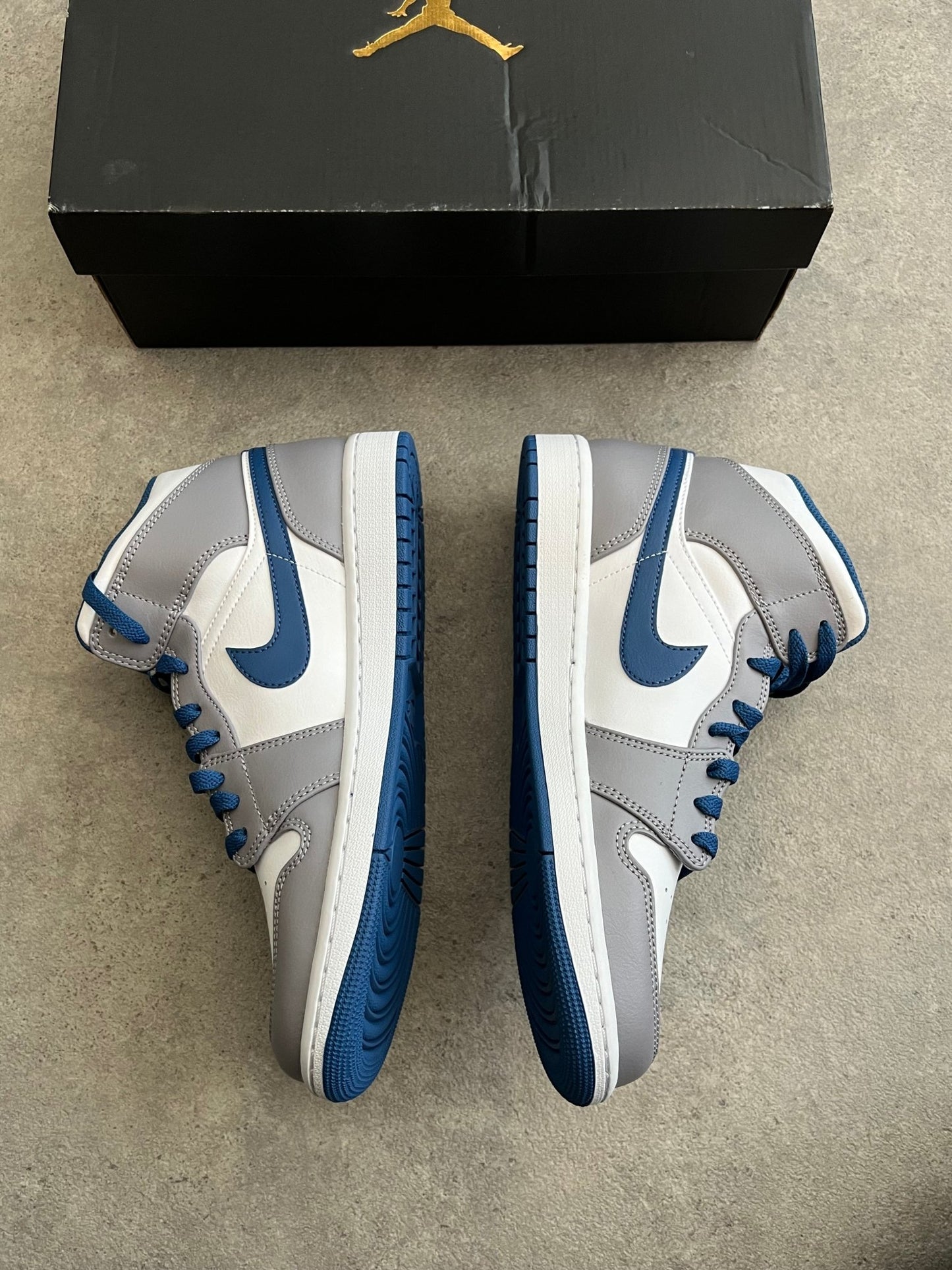 Nike - Jordan 1 Mid True Blue - Heat Providers