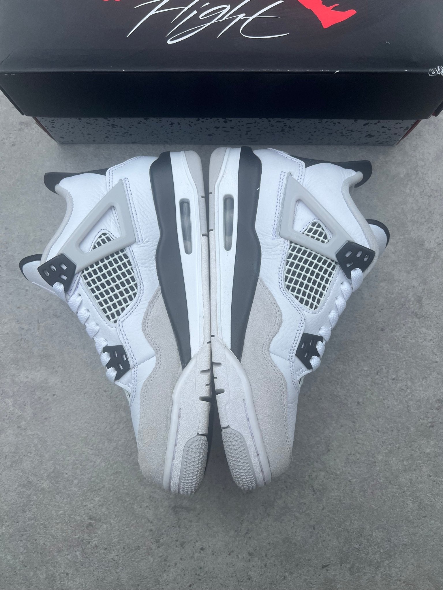 Nike - Jordan 4 Military Black GS (Pre - Loved) - Heat Providers