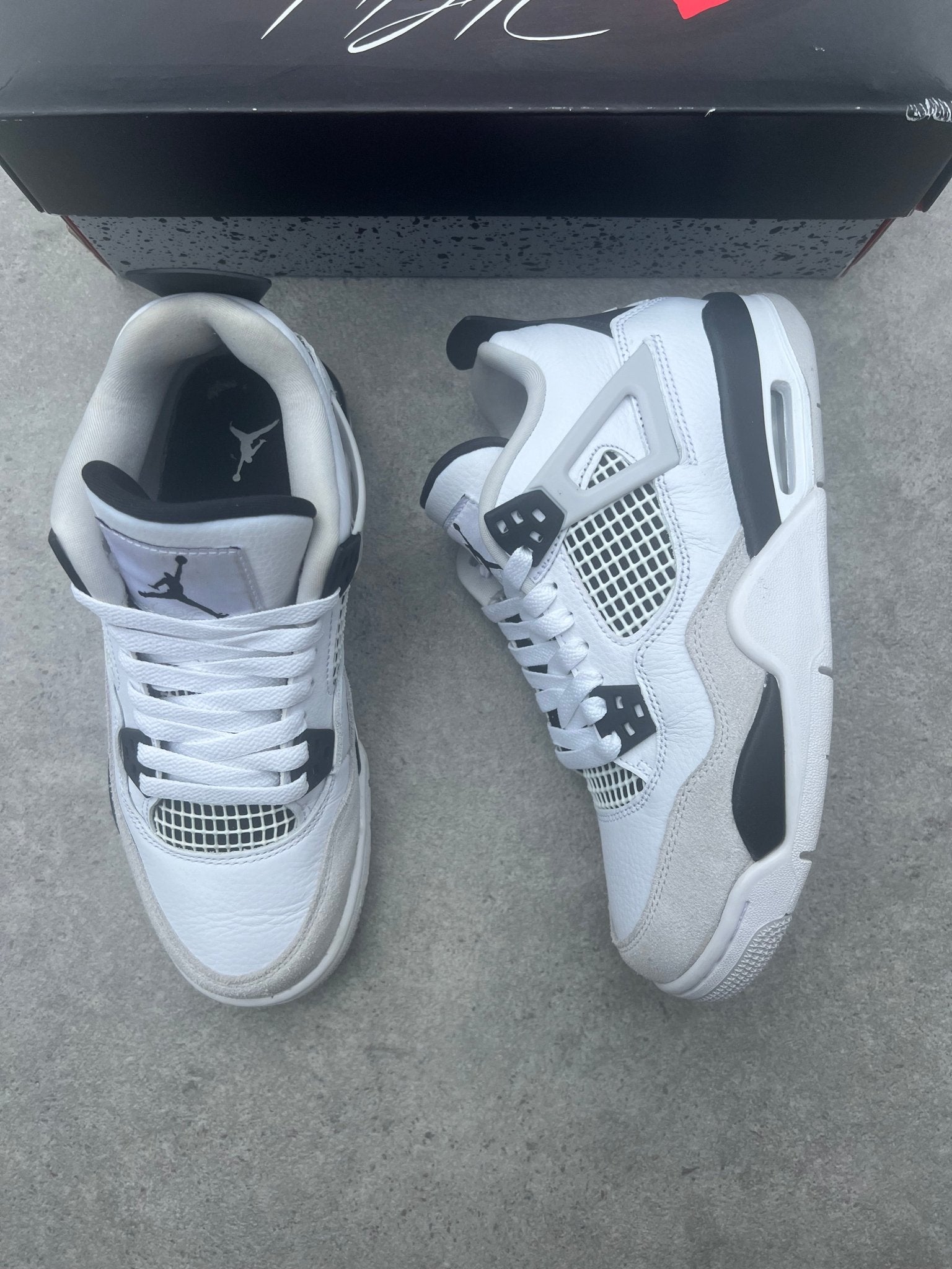 Nike - Jordan 4 Military Black GS (Pre - Loved) - Heat Providers
