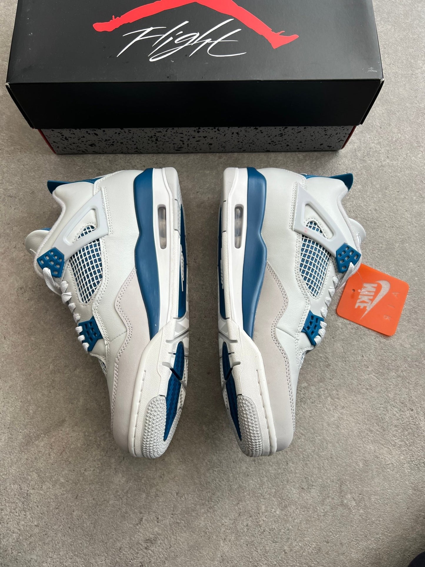 Nike - Jordan 4 Military Blue (2024) - Heat Providers