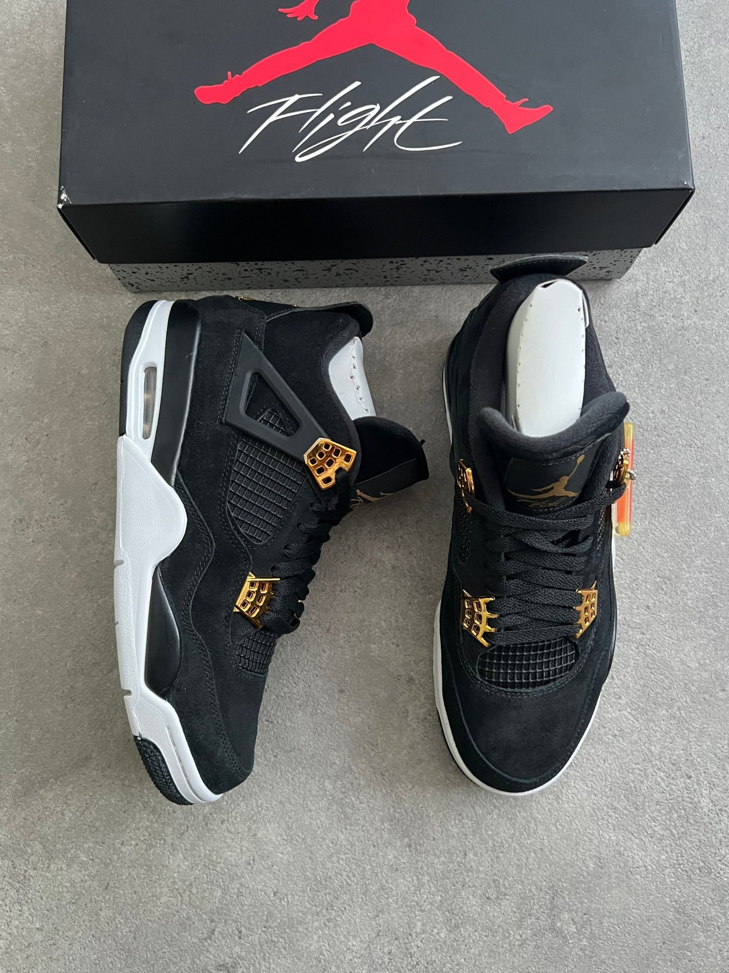 Nike - Jordan 4 Royalty - Heat Providers