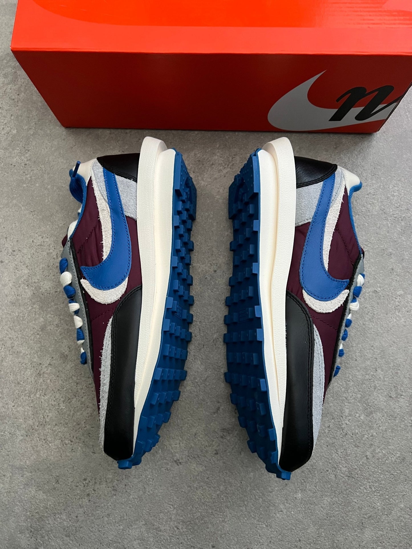 Nike - Sacai Undercover Night Maroon Team Royal - Heat Providers
