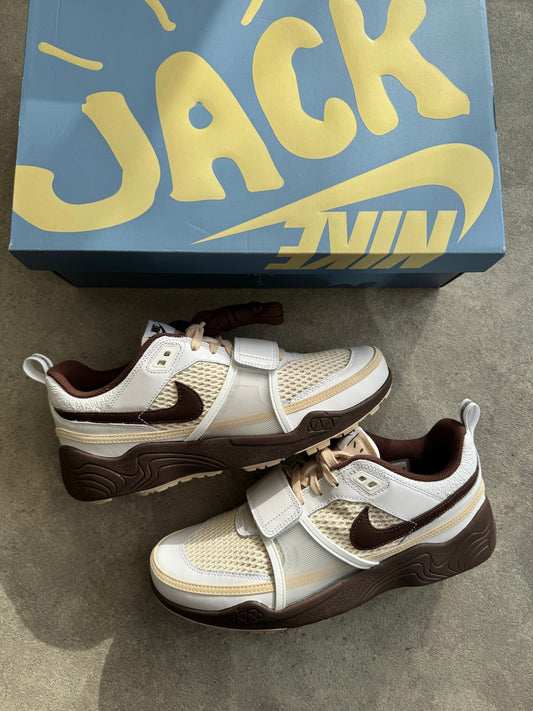 Nike - Zoom Field Jaxx Travis Scott Light Chocolate - Heat Providers