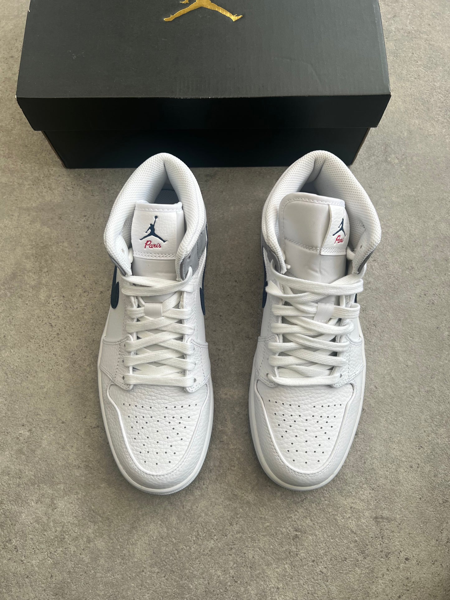 Jordan 1 Mid Paris White