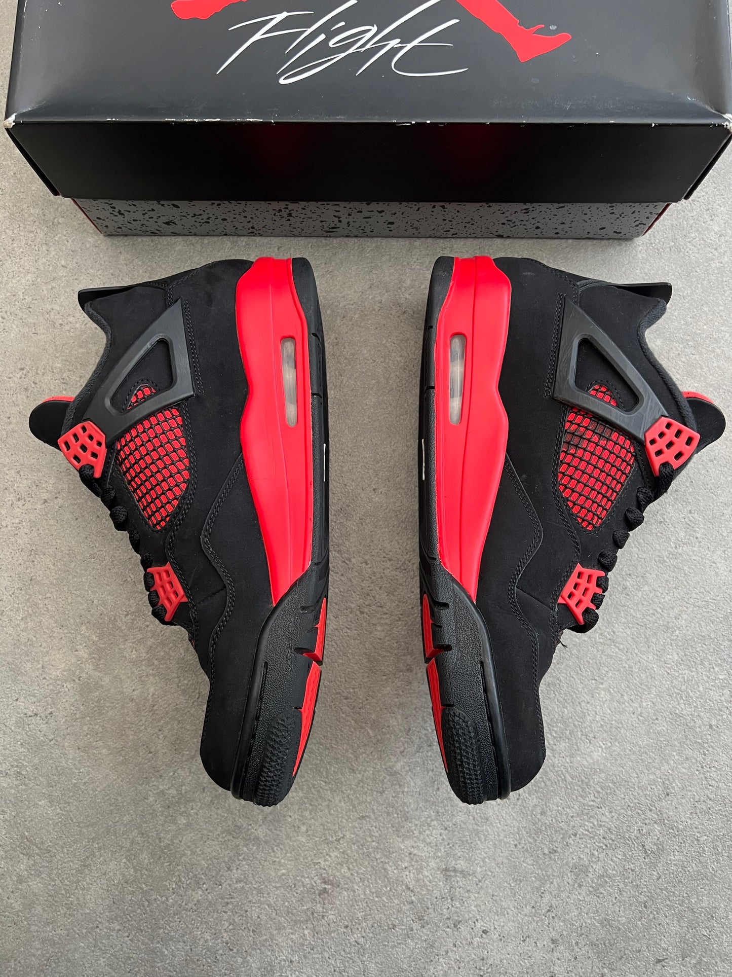 Jordan 4 Red Thunder (Pre Loved)