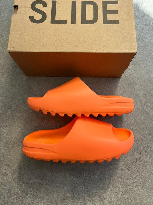 Adidas - Yeezy Slide Enflame Orange (Pre - Loved) - Heat Providers