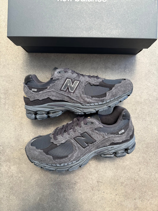 New Balance - New Balance 2002R Protection Pack Charcoal Black - Heat Providers