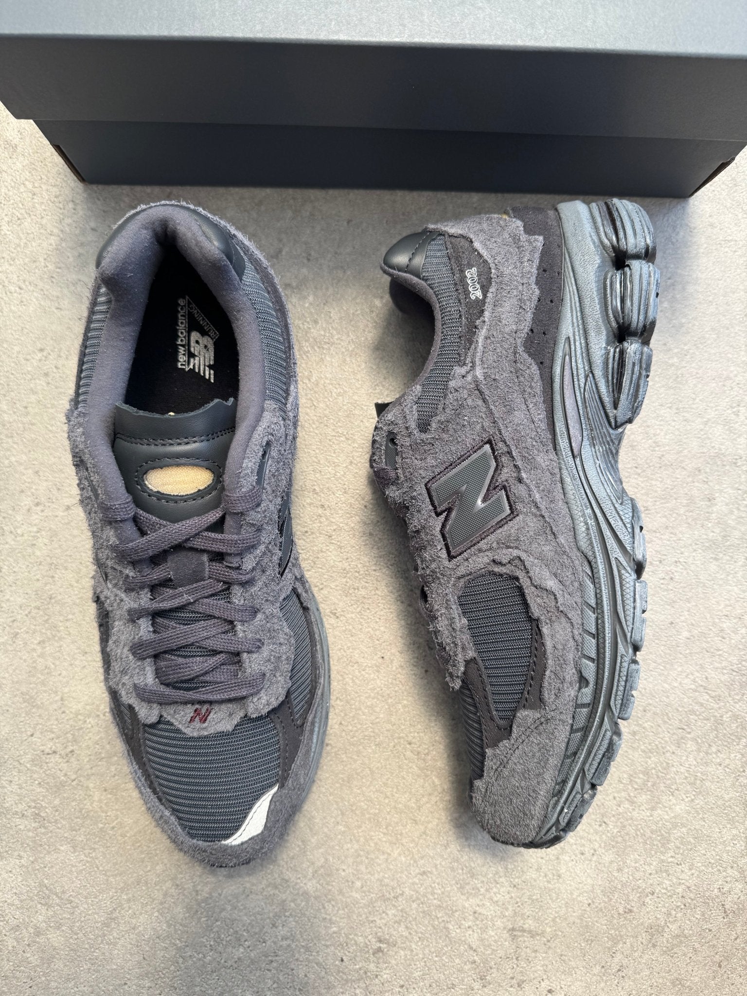 New Balance - New Balance 2002R Protection Pack Charcoal Black - Heat Providers