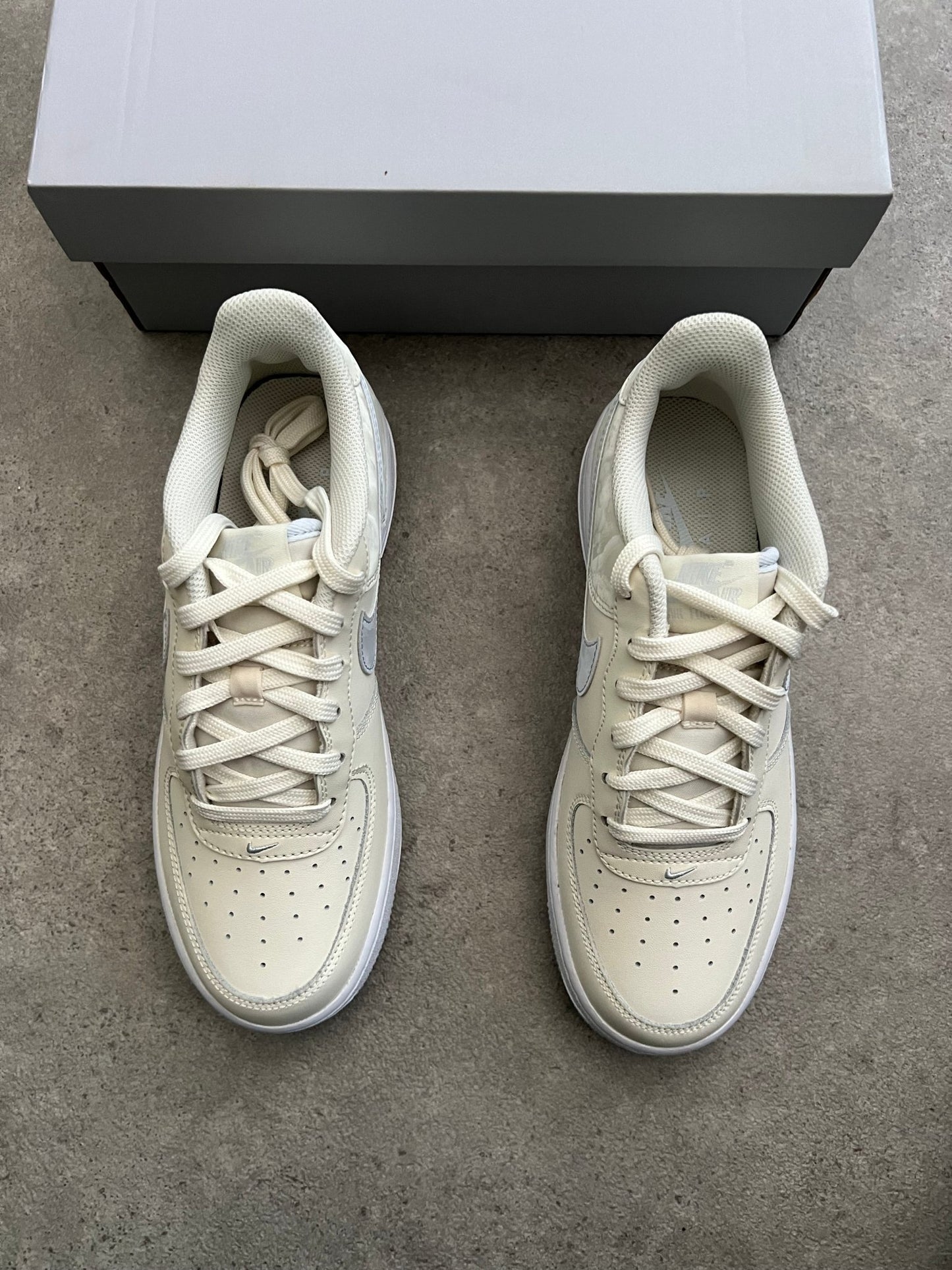 Nike - Air Force 1 Low Pale Ivory Sea Glass (GS) - Heat Providers