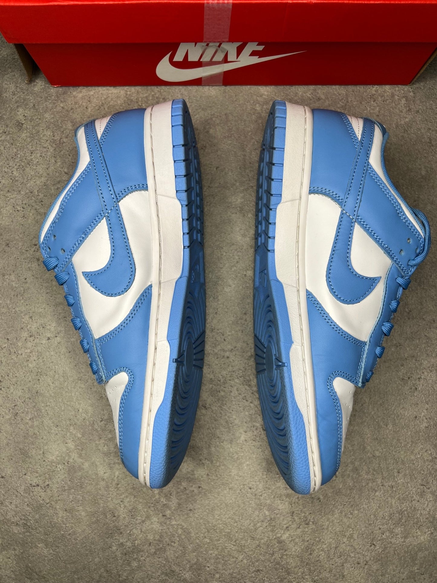 Nike - Dunk Low UNC (Pre - Loved) - Heat Providers