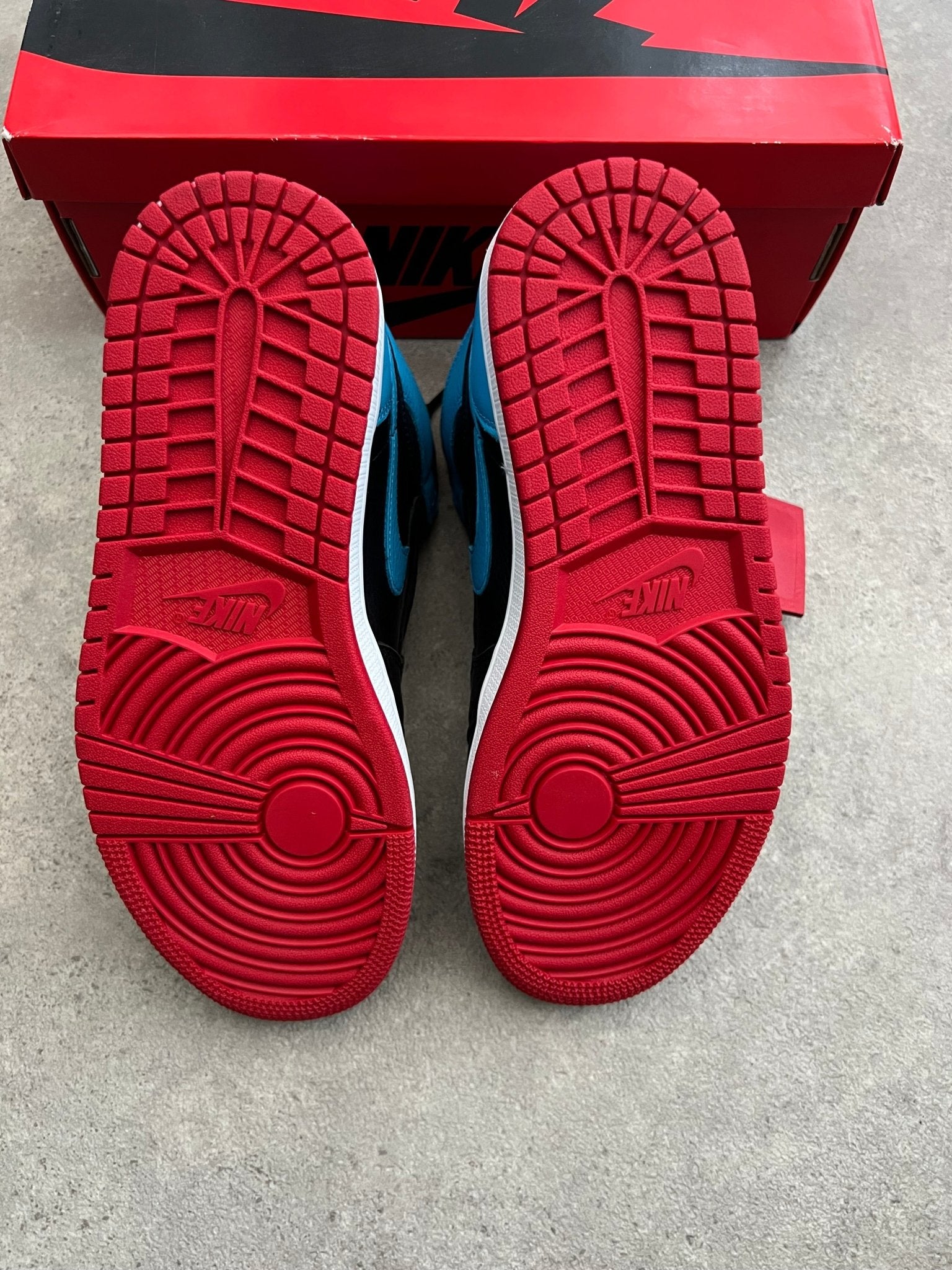 Nike - Jordan 1 High NYC to CHI (W) - Heat Providers