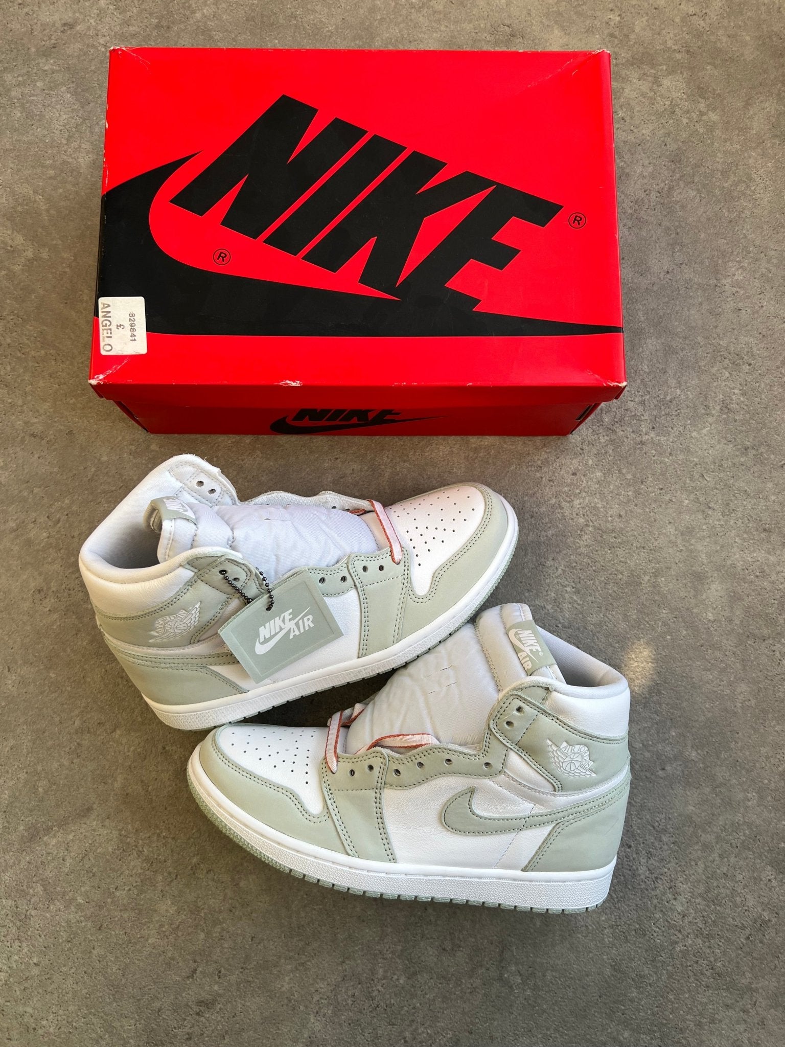 Nike - Jordan 1 High Seafoam (W) - Heat Providers