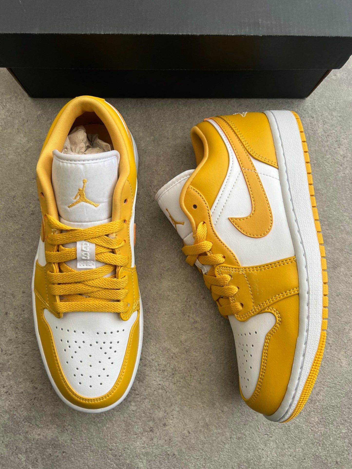Nike - Jordan 1 Low Pollen - Heat Providers