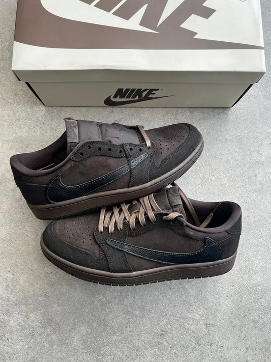 Nike - Jordan 1 Low Travis Scott Velvet Brown - Heat Providers