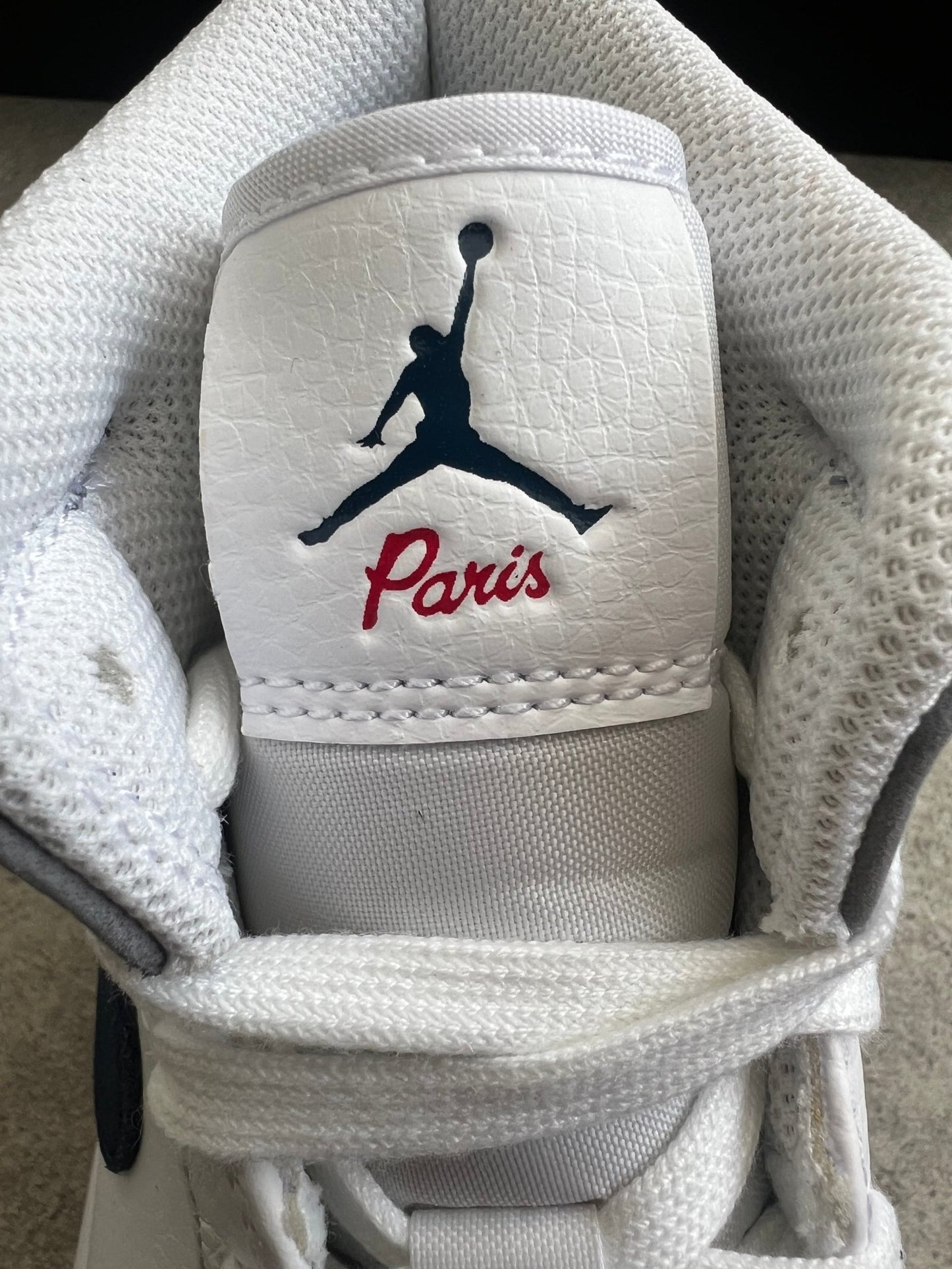 Nike - Jordan 1 Mid Paris White - Heat Providers