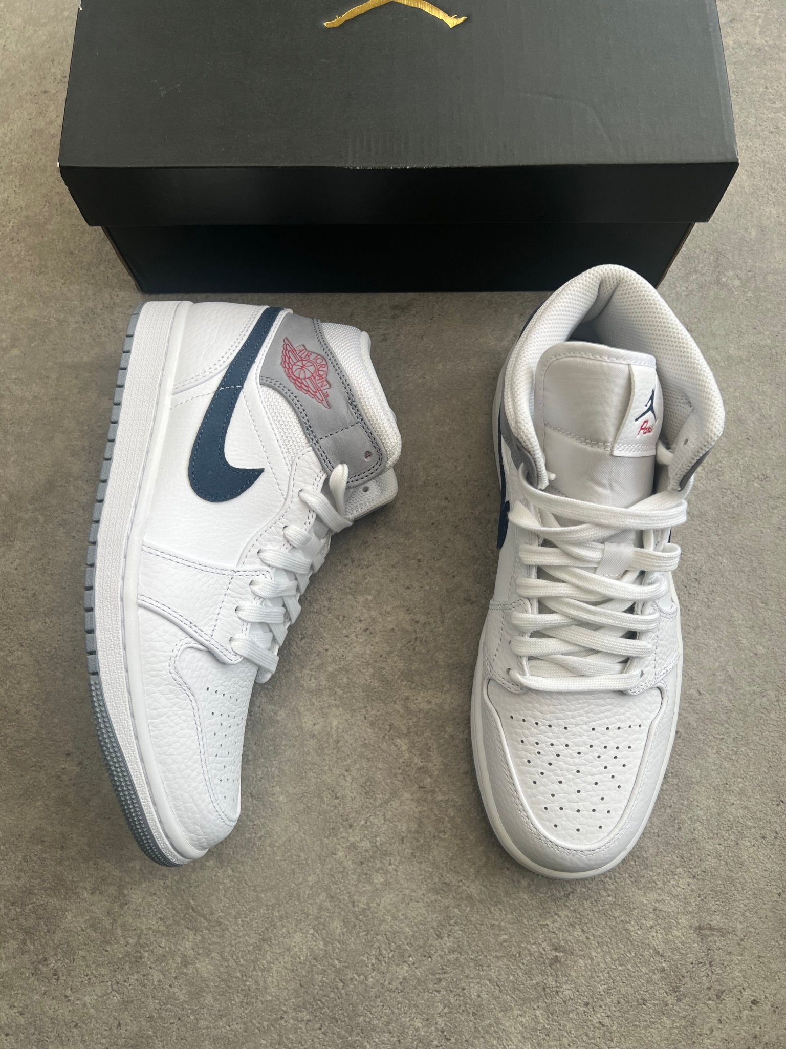 Nike - Jordan 1 Mid Paris White - Heat Providers