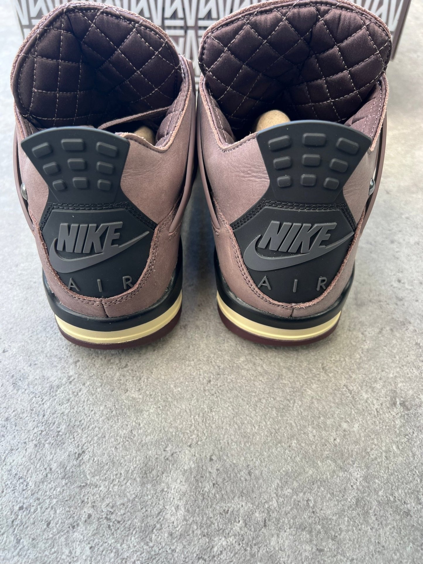 Nike - Jordan 4 'A Ma Maniére Violet Ore' (Pre - loved) - Heat Providers