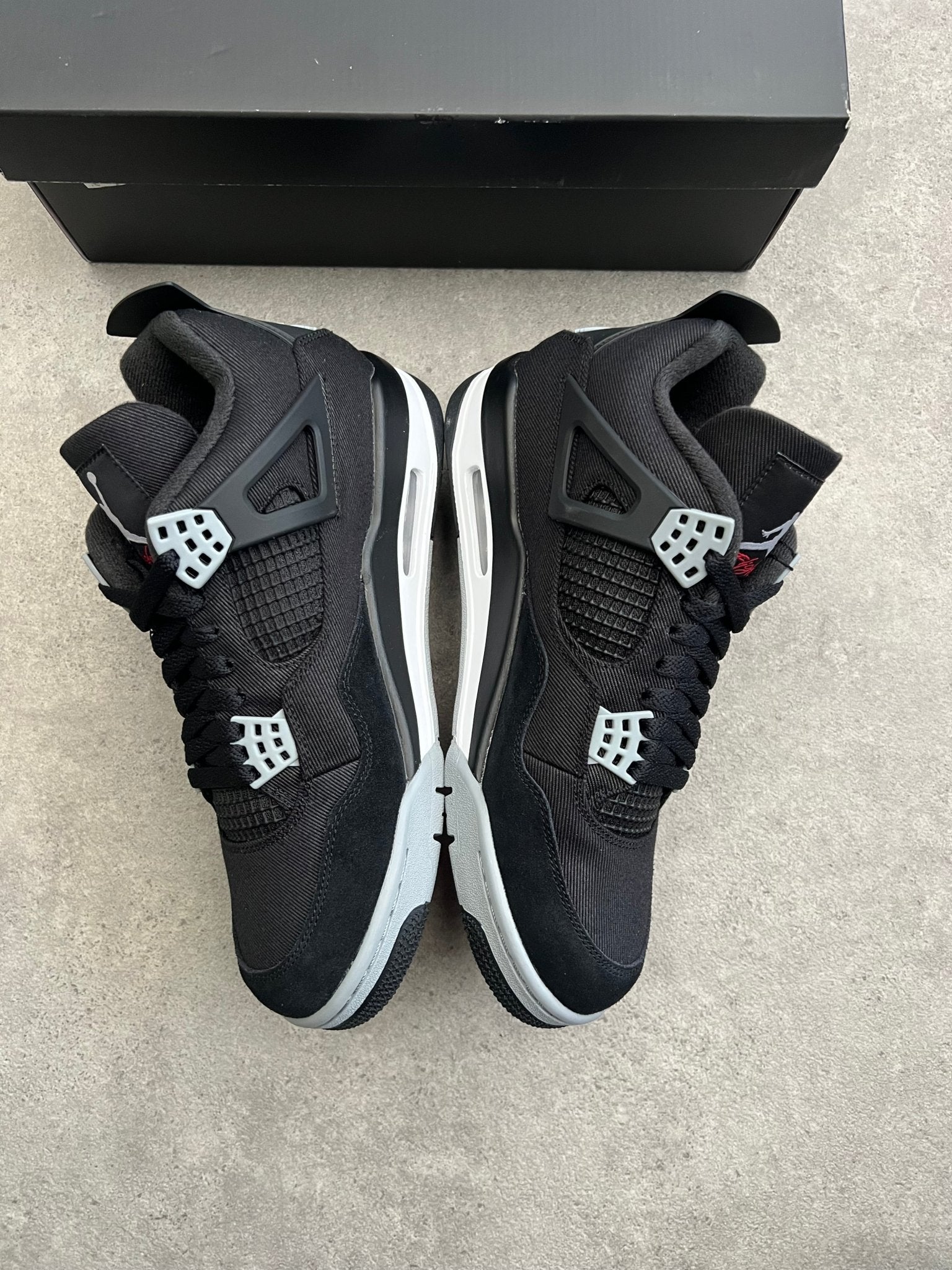 Nike - Jordan 4 Black Canvas - Heat Providers