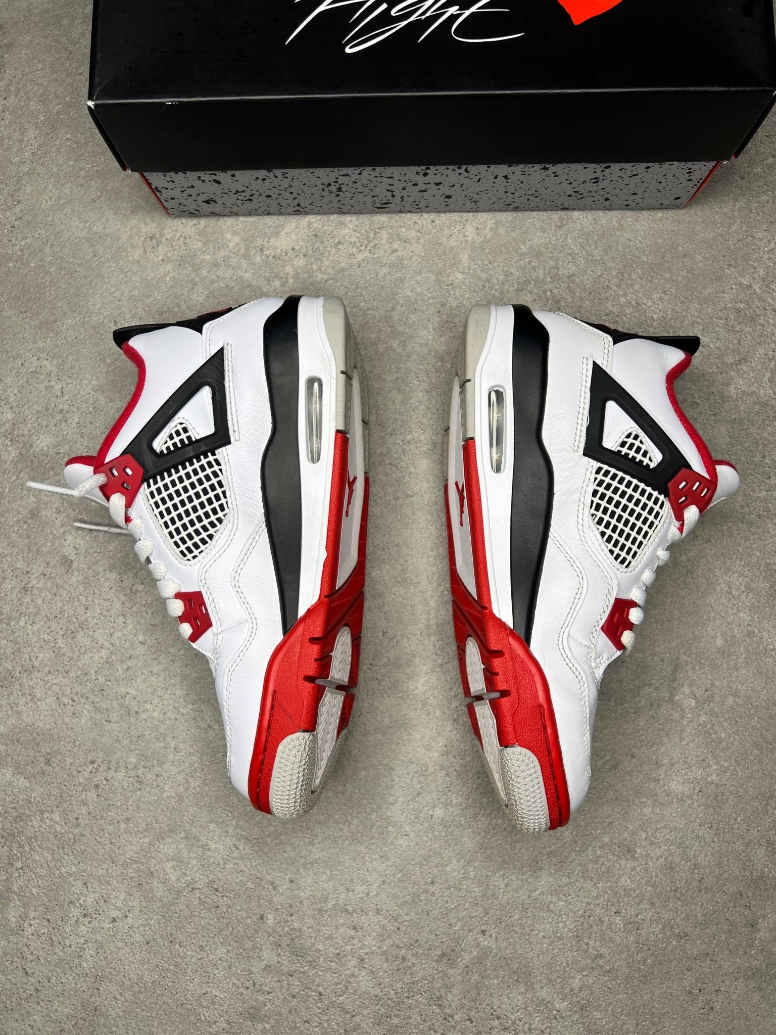 Nike - Jordan 4 Fire Red 2020, GS (Pre - loved) - Heat Providers