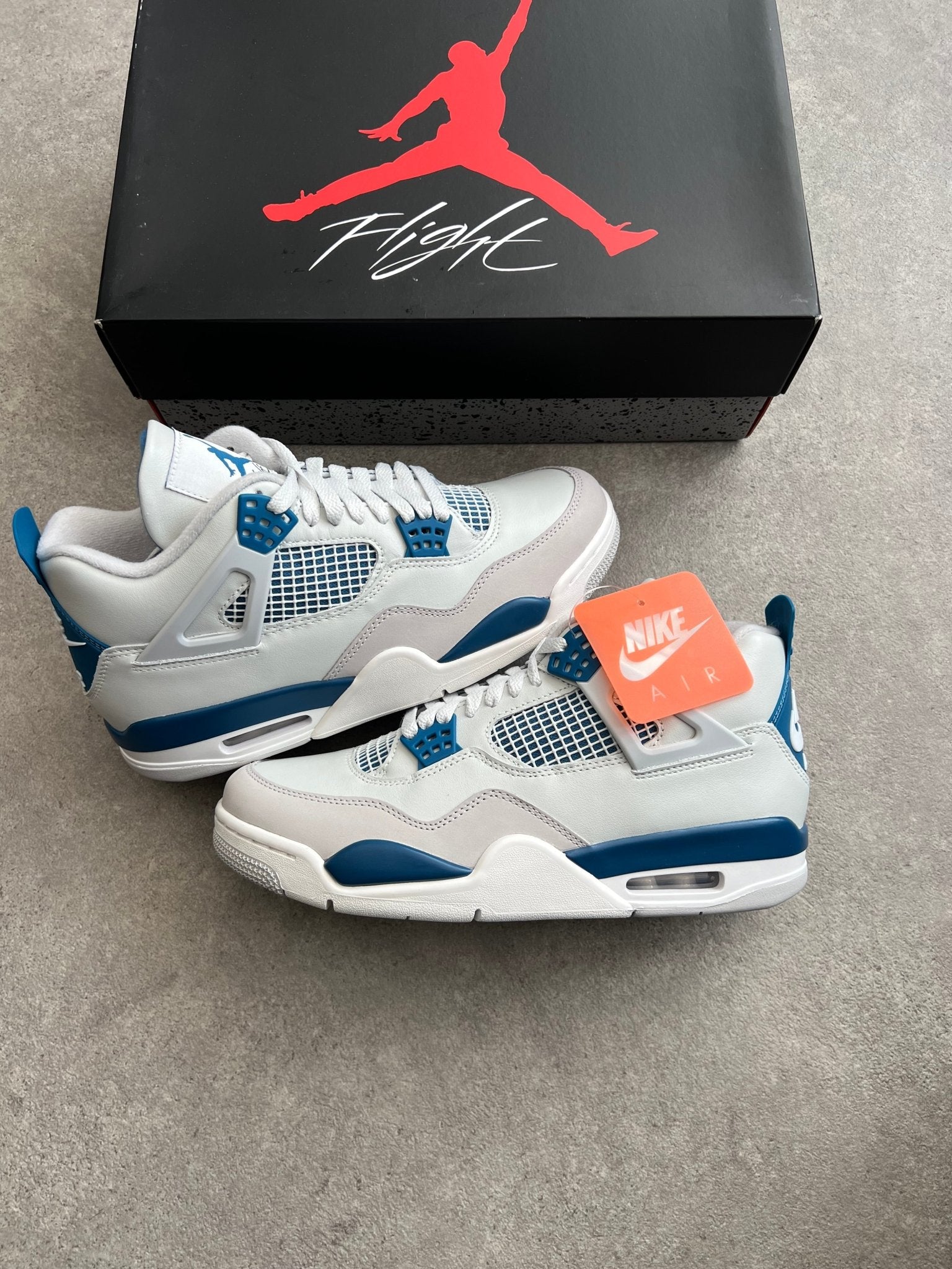 Nike - Jordan 4 Military Blue (2024) - Heat Providers