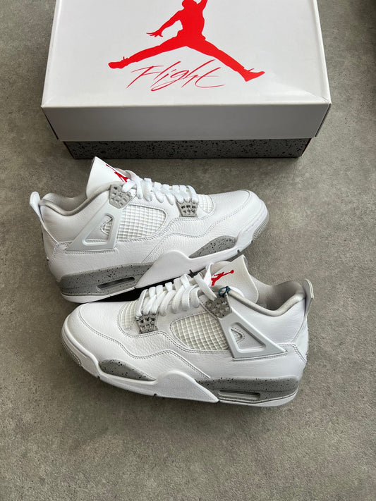 Nike - Jordan 4 White Oreo (2021) - Heat Providers