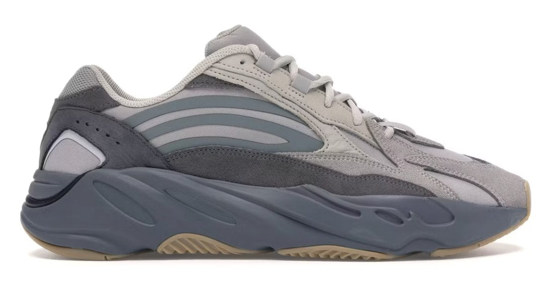 Yeezy 700 V2 Tephra - Heat Providers